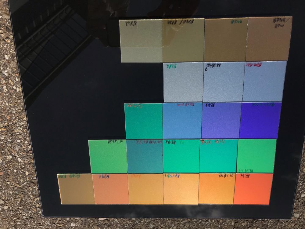 Zusammenstellung der aktuellen Farbpalette an MorphoColor®-Beschichtungen.