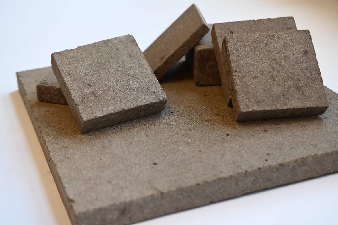 Keramikplatten für den Einsatz als Festkörper-Strahlungsempfänger, -Wärmeträger und -Speichermaterial