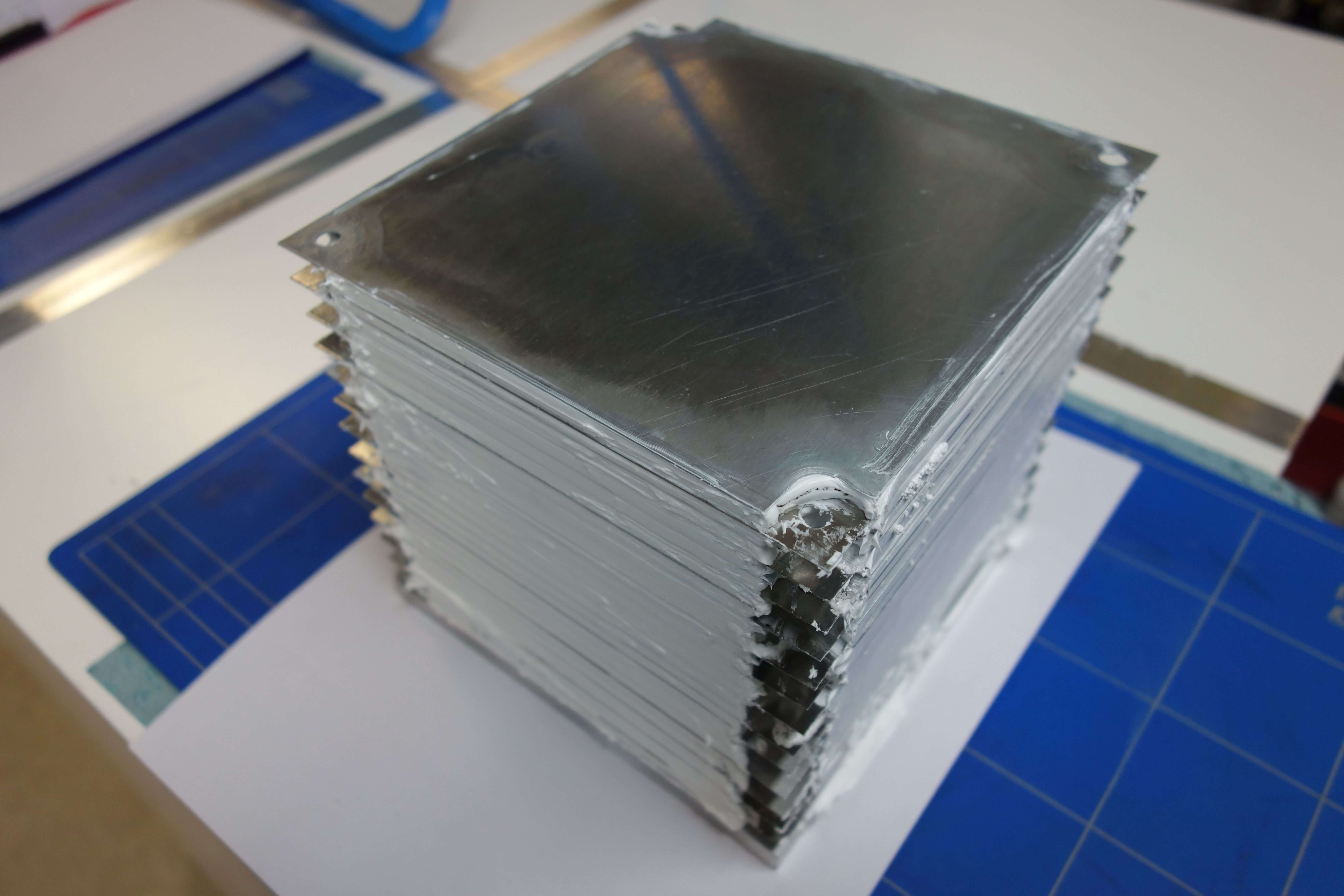 Prototyp Batteriezellstack mit 27 Einzelzellen 