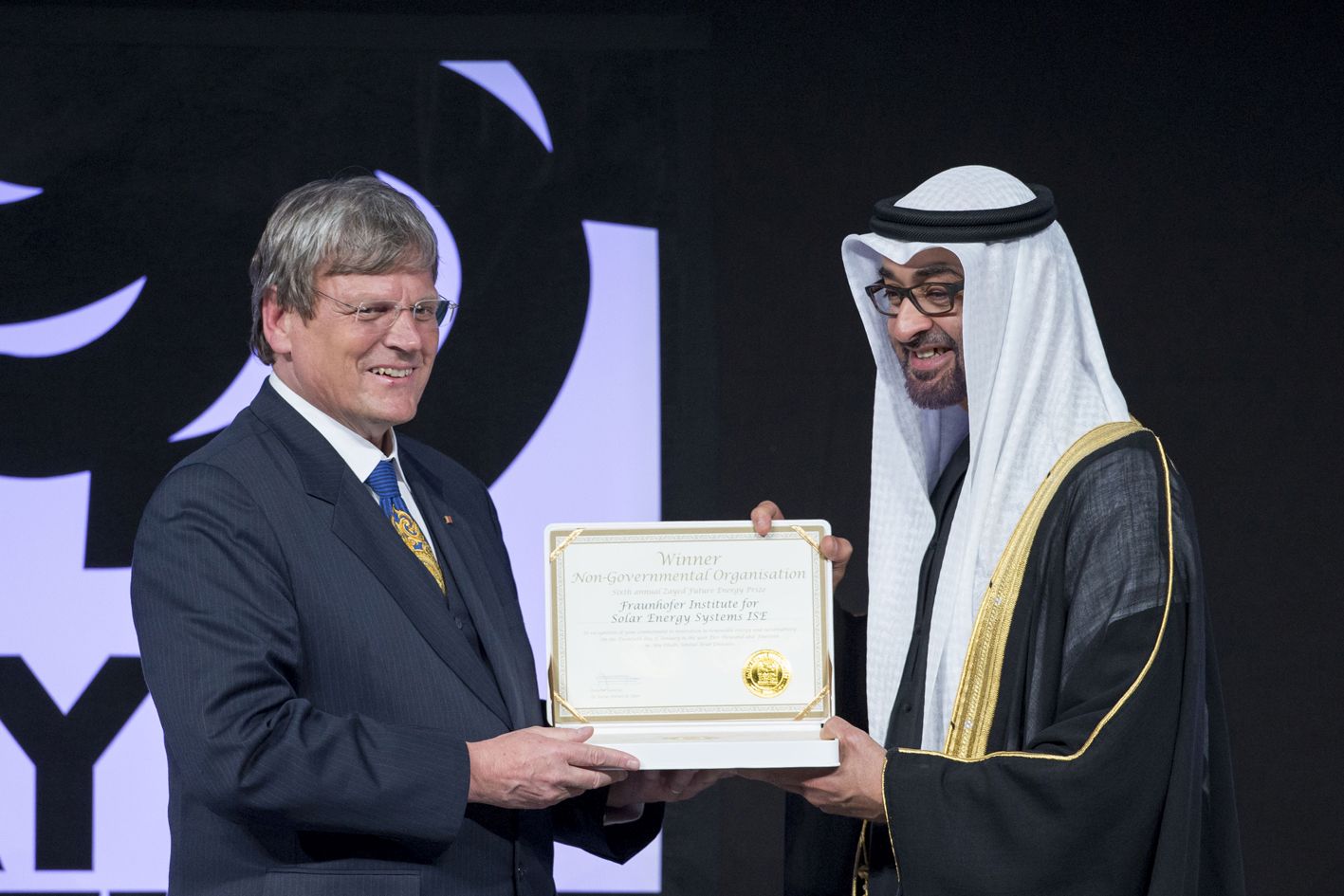Zayed Future Energy Prize 2014 für das Fraunhofer-Institut für Solare Energiesysteme ISE