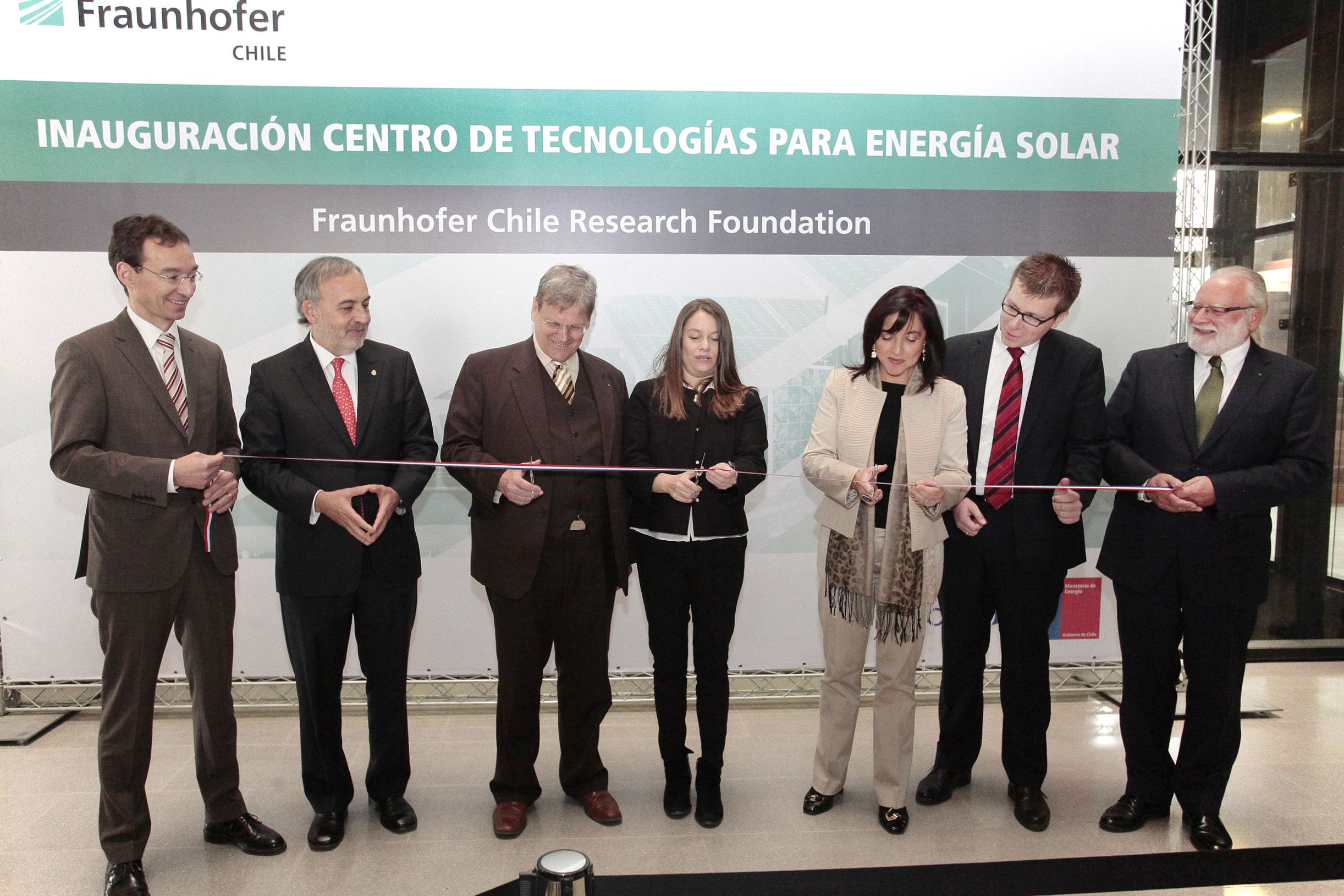 Die offizielle Einweihung des Fraunhofer Chile Research Center for Solar Energy Technologies (FCR-CSET) in Santiago de Chile 