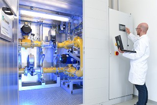Development and Evaluation of Hydrogen Systems