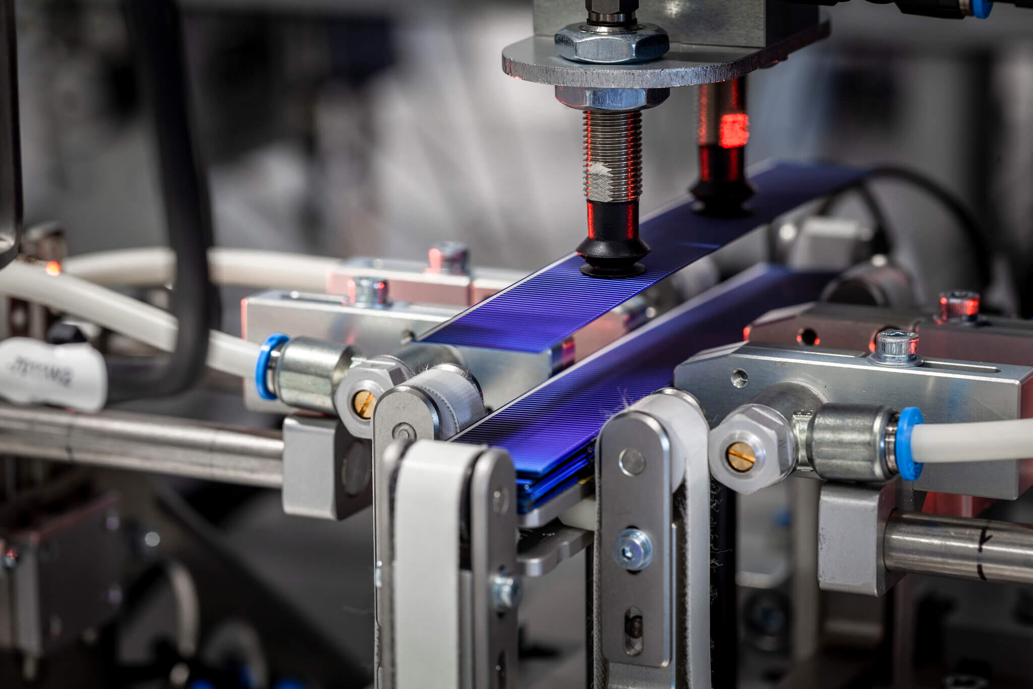 Magazine discharge on the PV-TEC cell tester