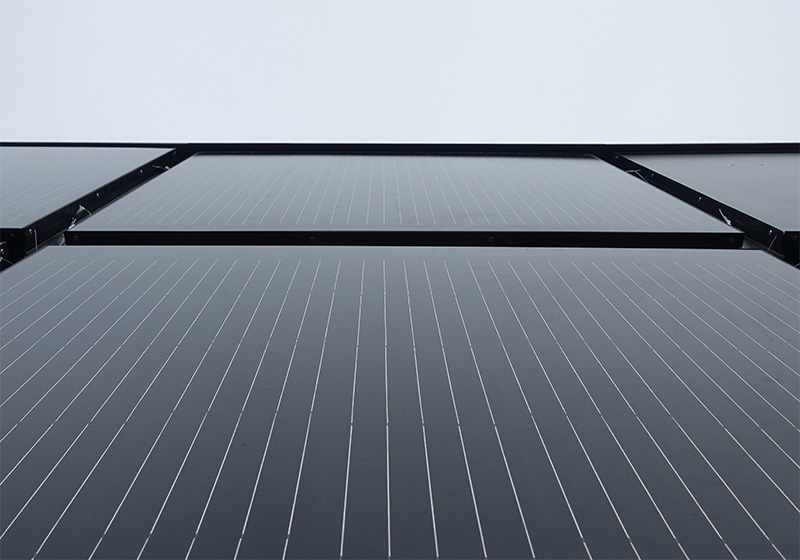 PV-Modul mit Fassadendämmung