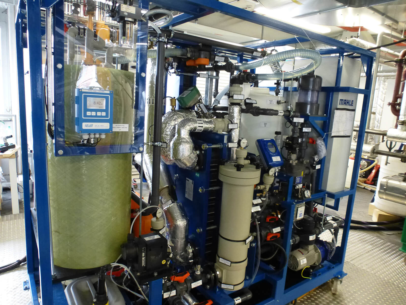 Membrane distillation system for drinking water 