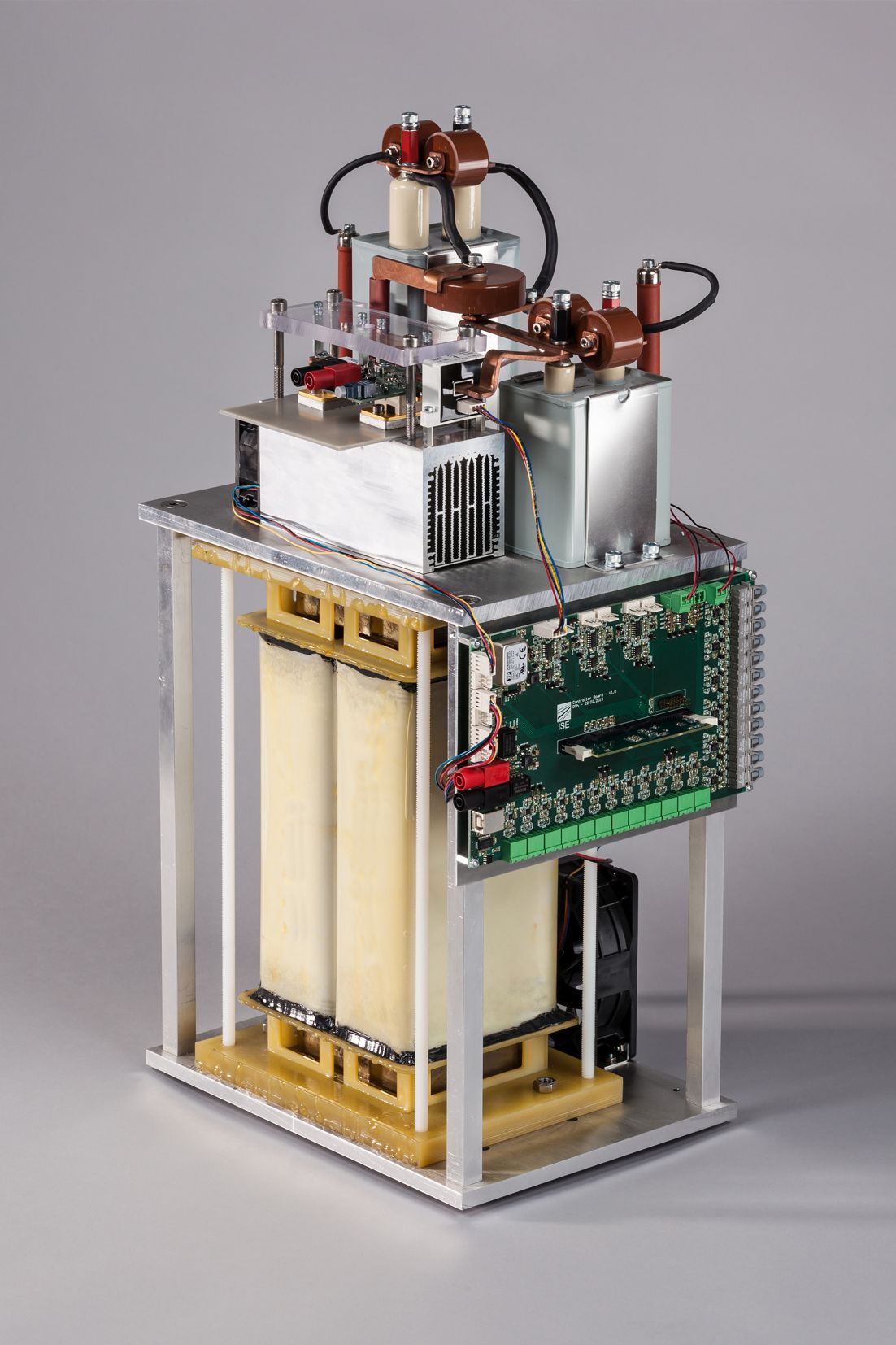 30 kW medium-voltage DC-DC converter, developed at Fraunhofer ISE, contains 10 kV devices made of silicon carbide (SiC).