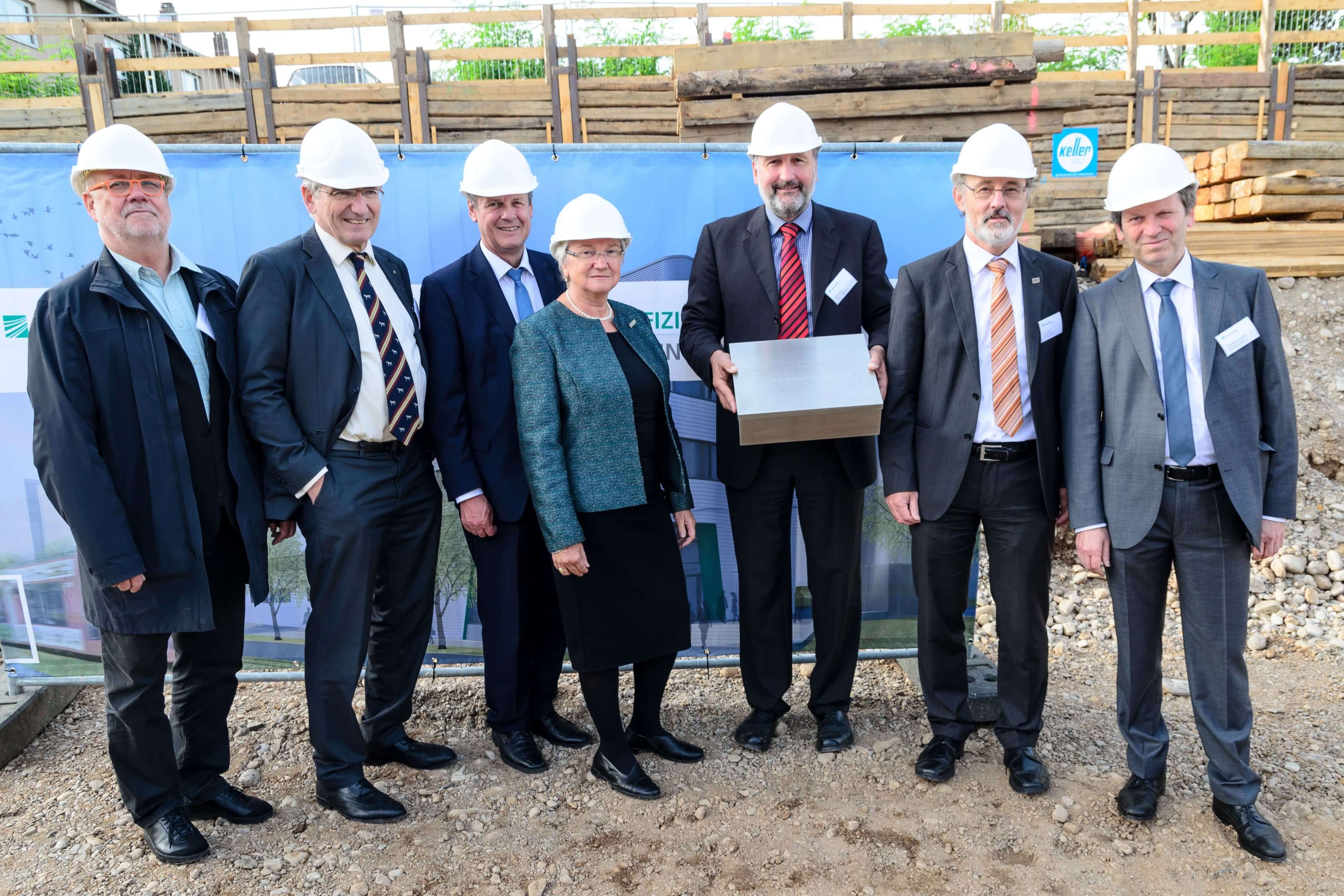 Cornerstone laid for "Center for High-Efficiency Solar Cells" at Fraunhofer ISE