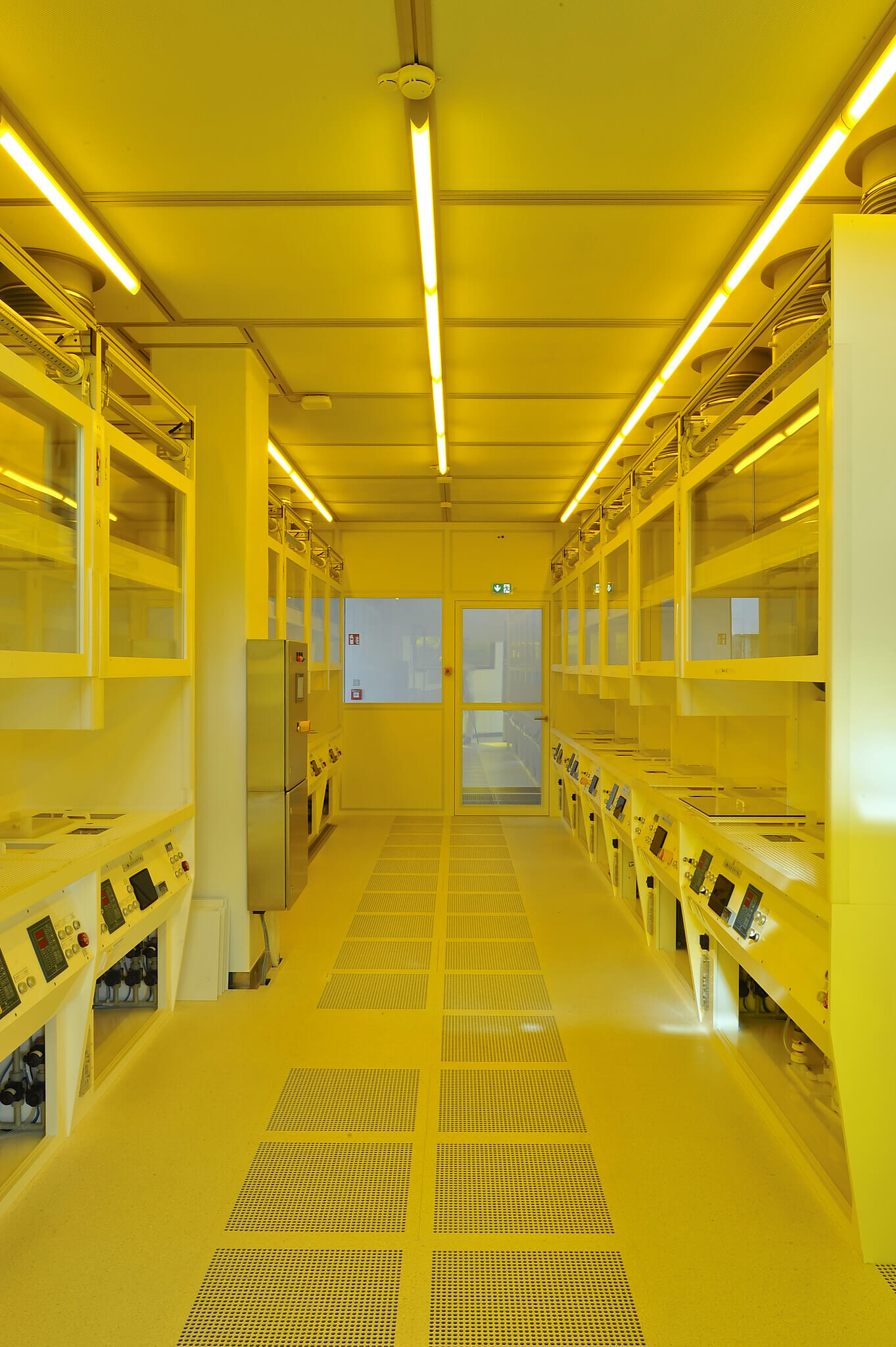 View into the clean room of the Center for High Efficiency Solar Cells