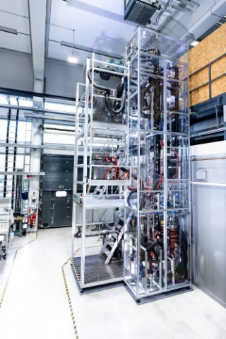 Distillation column