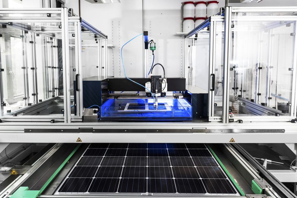 Scanning Acoustic Microscopy measuring booth of PVA TePla for full-format modules at Fraunhofer ISE.