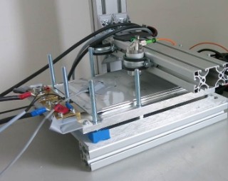 Contactless measurement of the expansion of a lithium-ion pouch cell during cycling