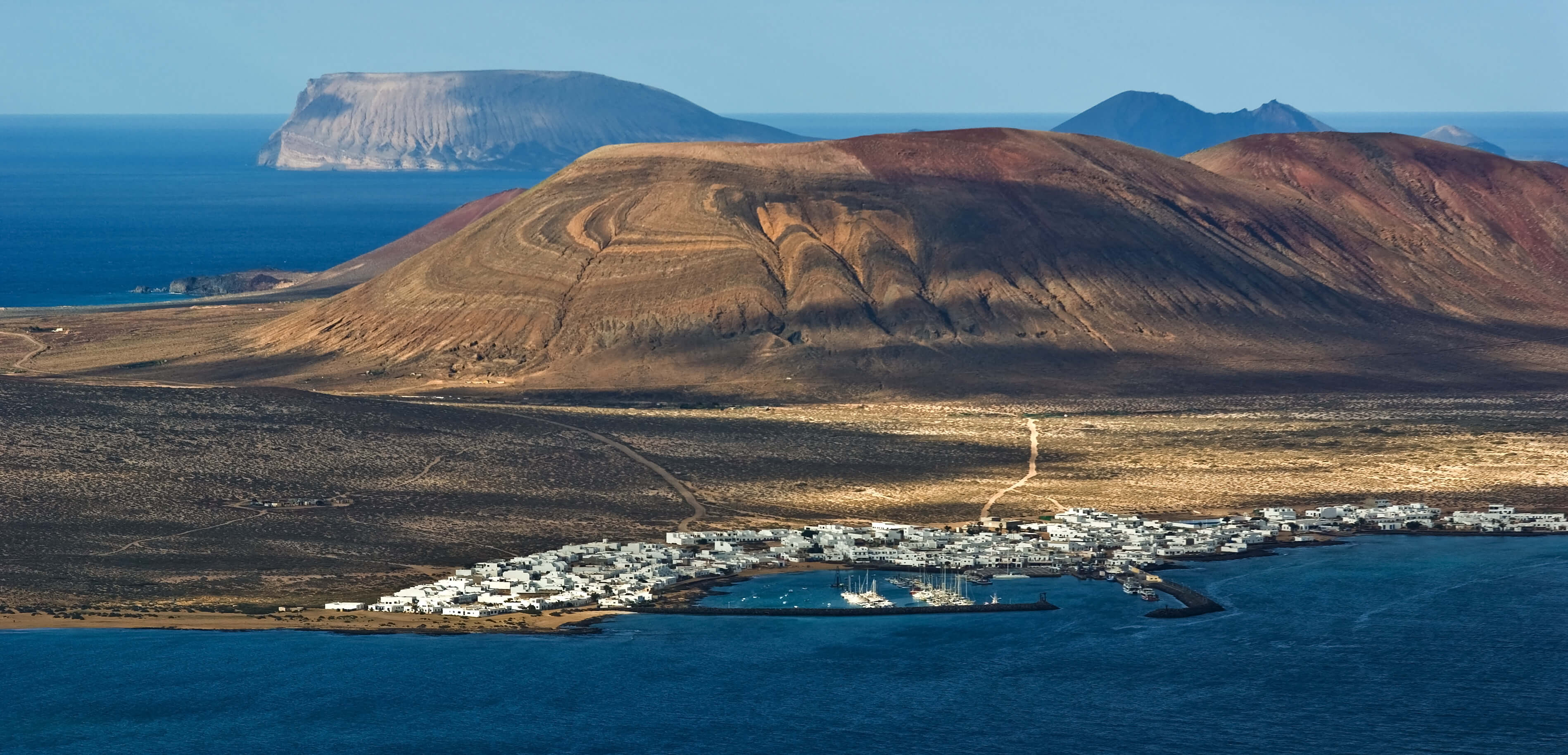 Blick auf La Graciosa von Lanzarote, Kanarische Inseln (Spanien)