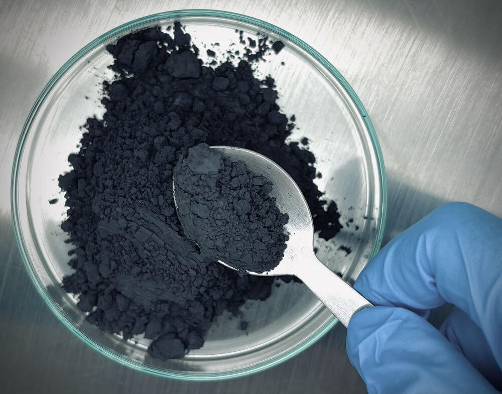 Silizium-Kohlenstoff Komposit als Aktivmaterial zur Herstellung Silizium-basierter Anoden für Lithium-Ionen-Batterien im StrOboBatt-Projekt.