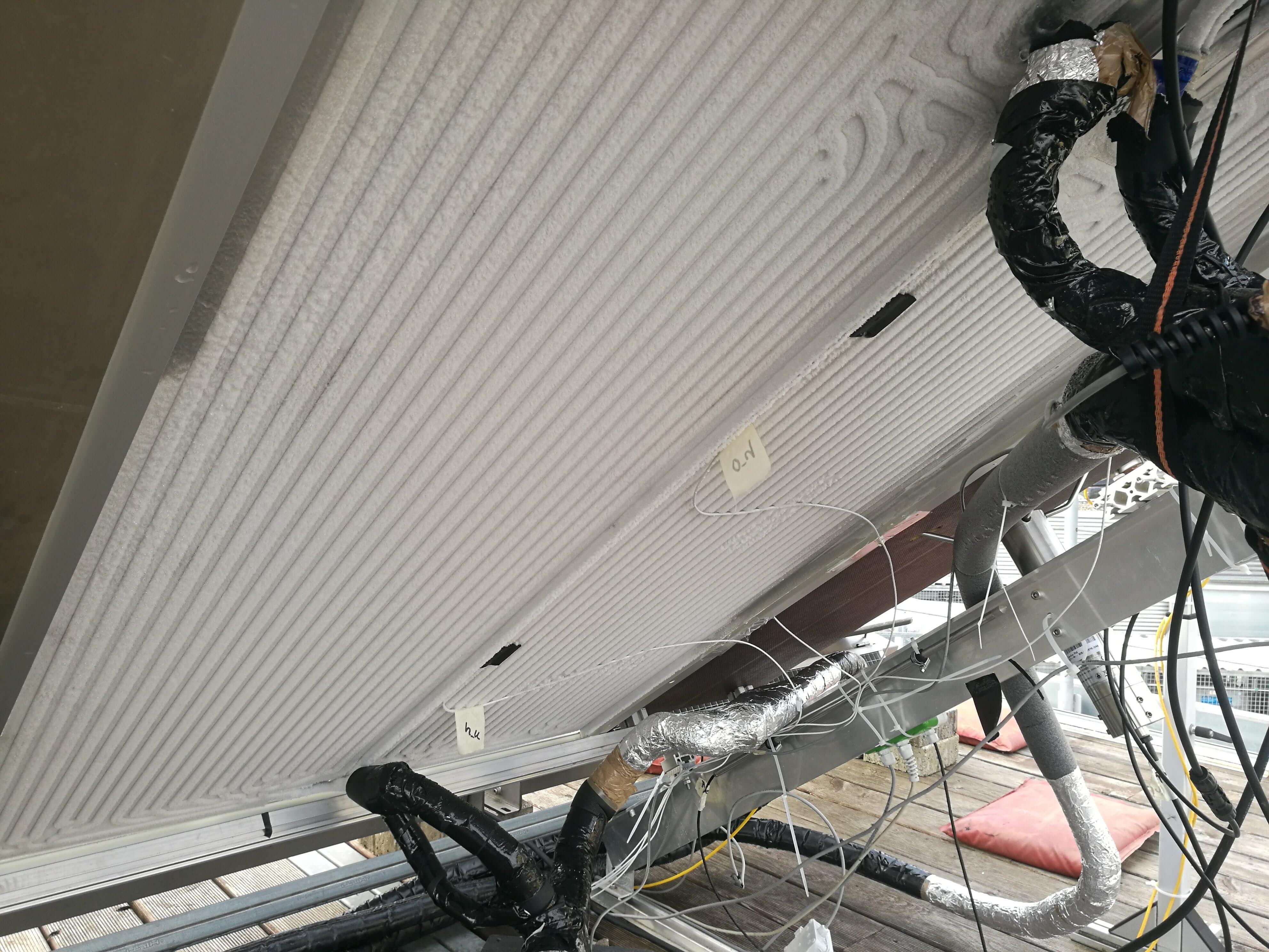 PVT module without rear thermal insulation - Icing during validation measurement
